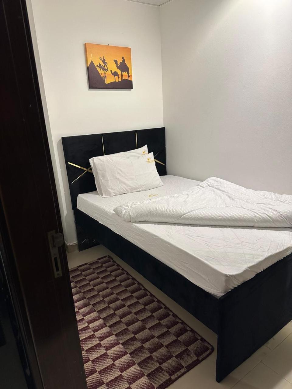 Four Stars Hostel Ντουμπάι Εξωτερικό φωτογραφία
