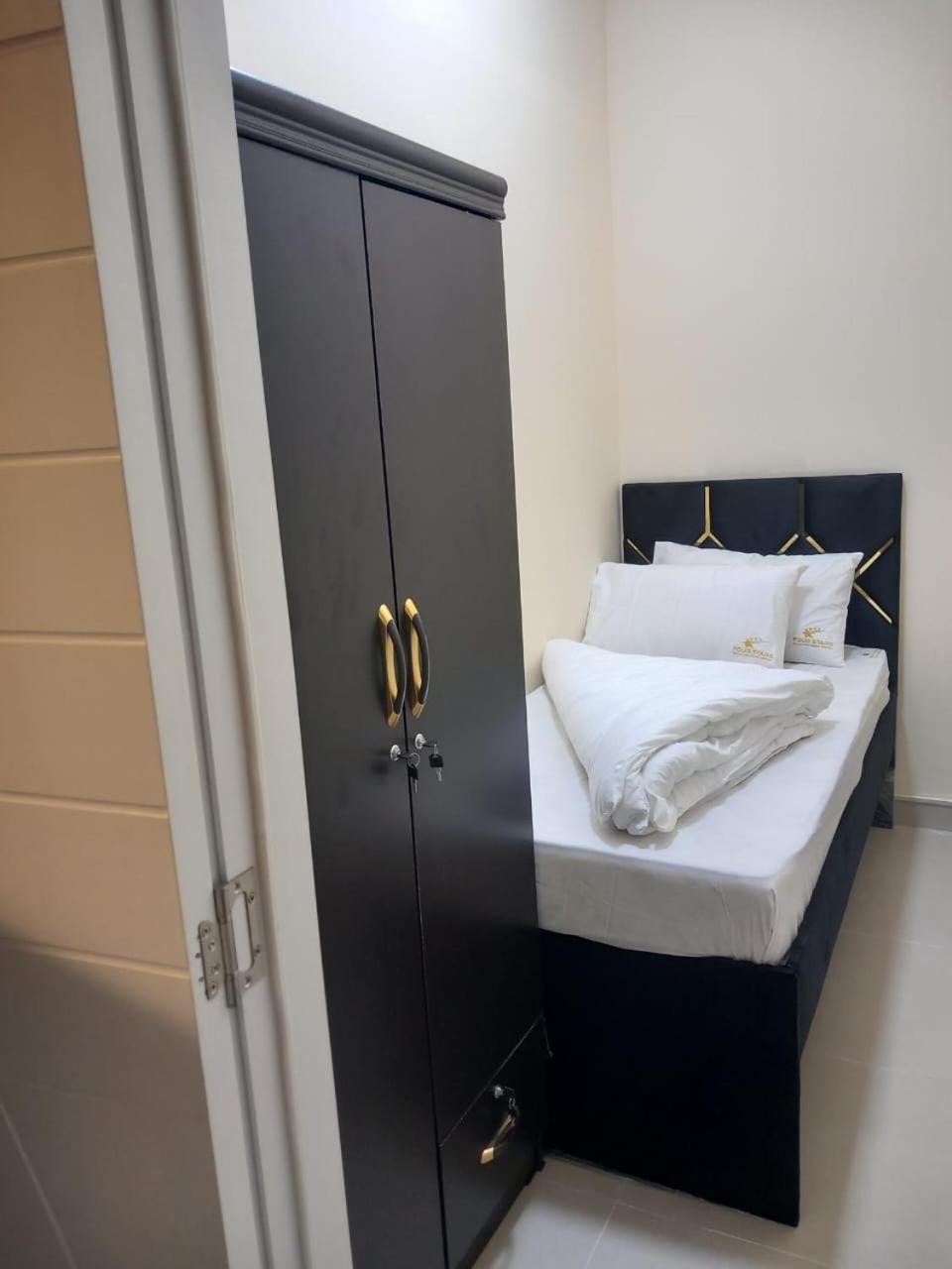 Four Stars Hostel Ντουμπάι Εξωτερικό φωτογραφία
