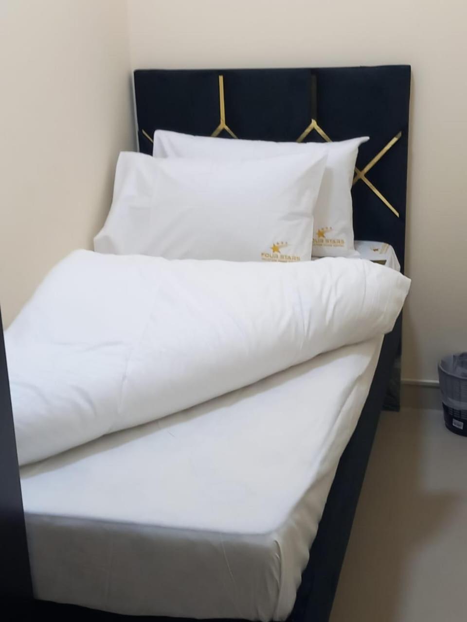 Four Stars Hostel Ντουμπάι Εξωτερικό φωτογραφία